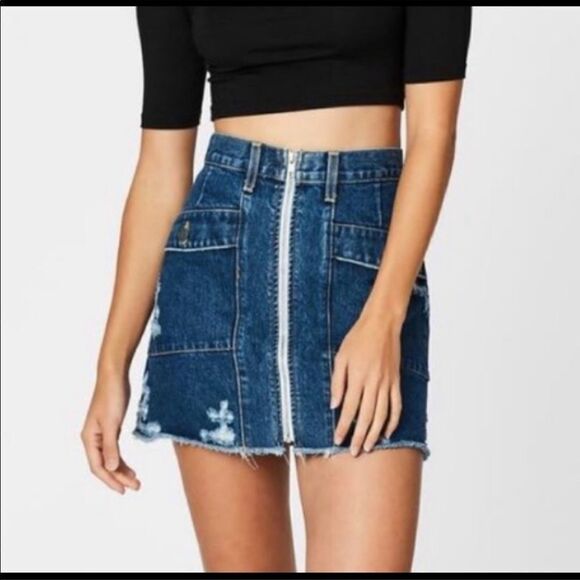 Carmar Lincoln Zip Front Blue Denim Cargo Skirt - Picture 1 of 3